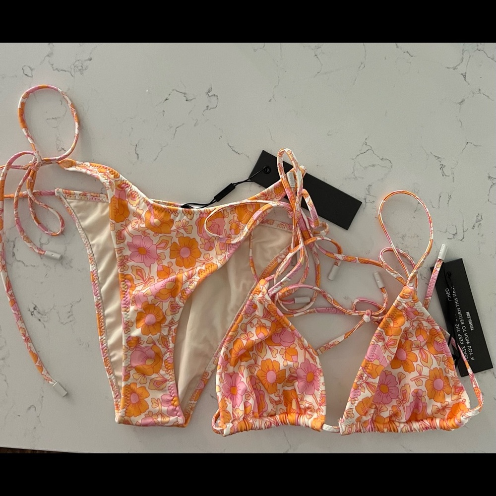 TRIANGL sting bikini. Size medium and large